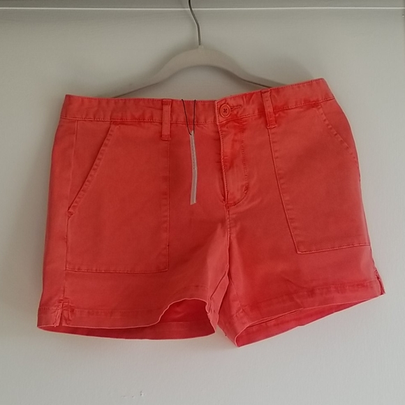 Anthropologie Pants - Never worn Anthropologie shorts Anthropologie Pants - Never worn Anthropologie shorts